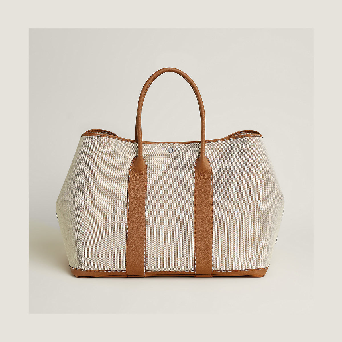 Garden Party Voyage 49 bag